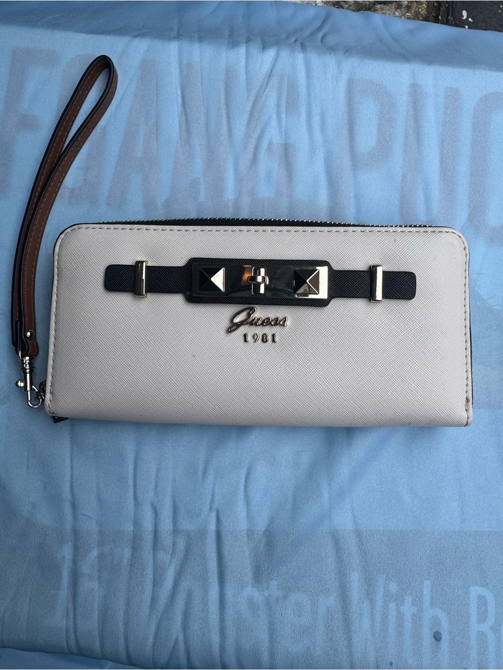 Guess 1981 Cream Zip-Around Wristlet with Black Accent